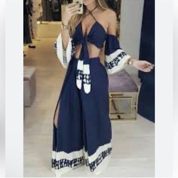 LATISTE Navy Blue & Cream Pants
Set(Size Medium) - Picture 2 of 10